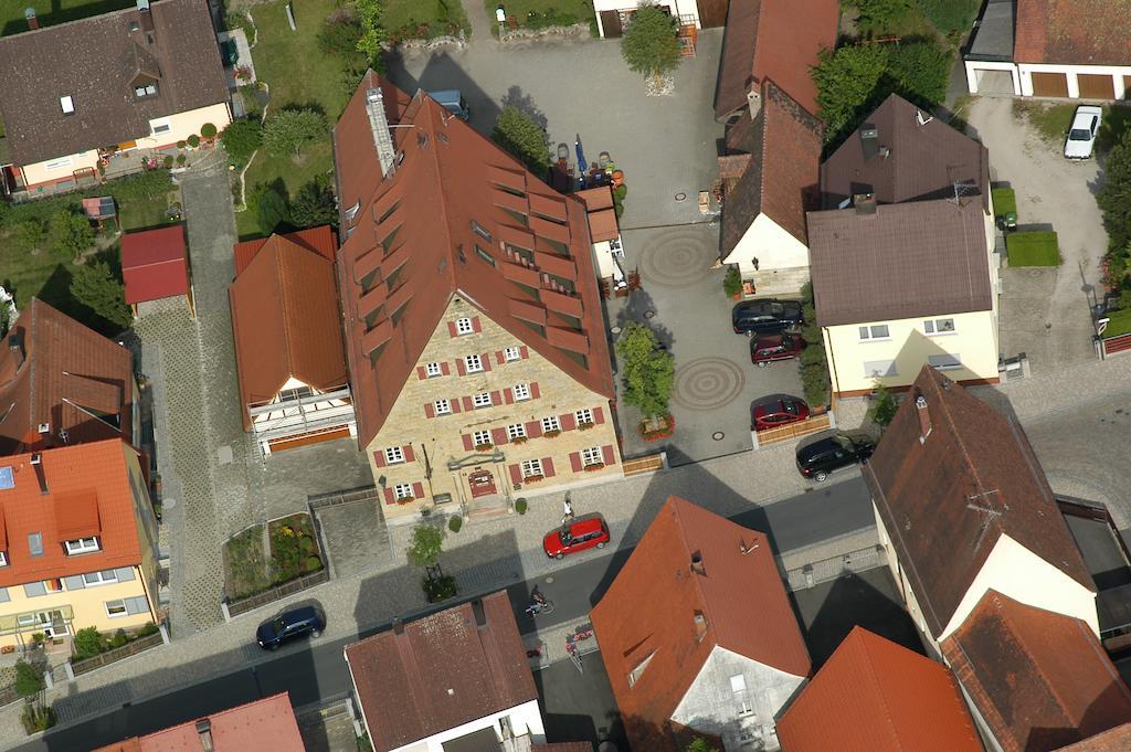 Landgasthof Und Hotel Weisser Lowe Eckental Eksteriør billede