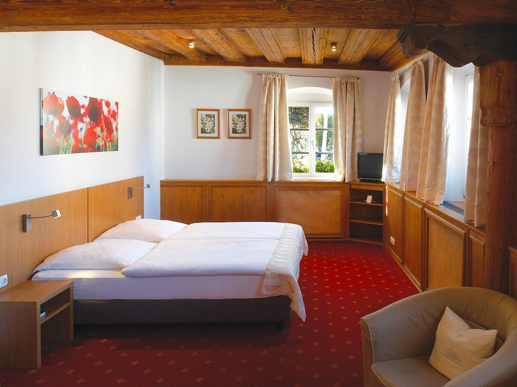 Landgasthof Und Hotel Weisser Lowe Eckental Værelse billede