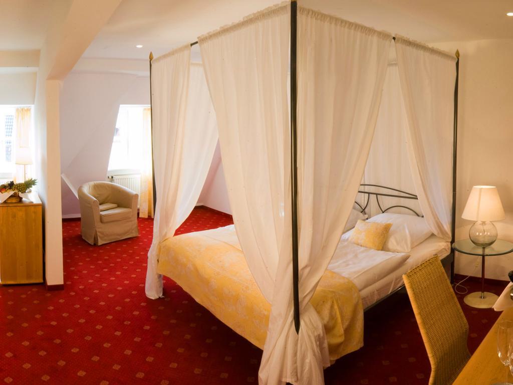 Landgasthof Und Hotel Weisser Lowe Eckental Eksteriør billede