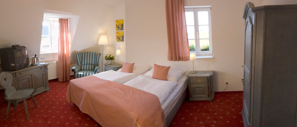 Landgasthof Und Hotel Weisser Lowe Eckental Eksteriør billede