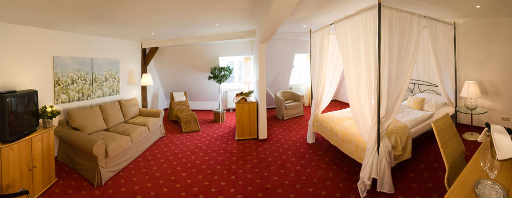 Landgasthof Und Hotel Weisser Lowe Eckental Eksteriør billede