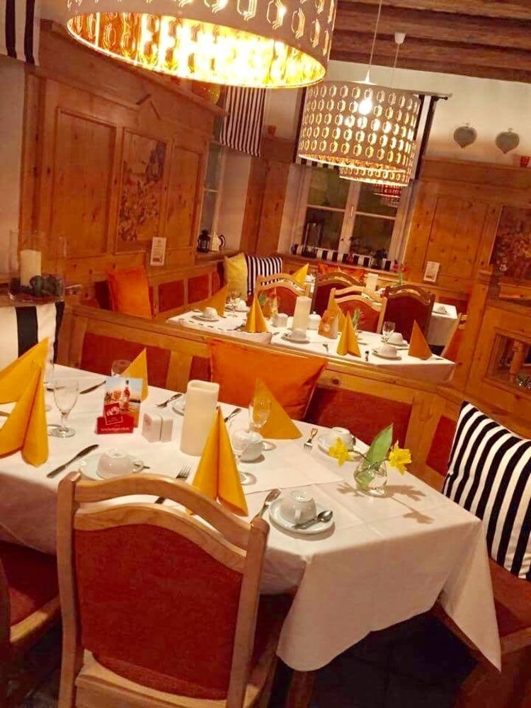 Landgasthof Und Hotel Weisser Lowe Eckental Eksteriør billede