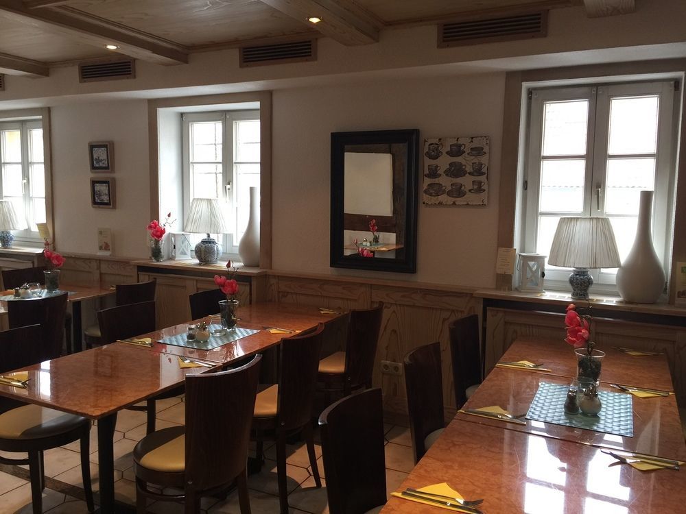 Landgasthof Und Hotel Weisser Lowe Eckental Eksteriør billede